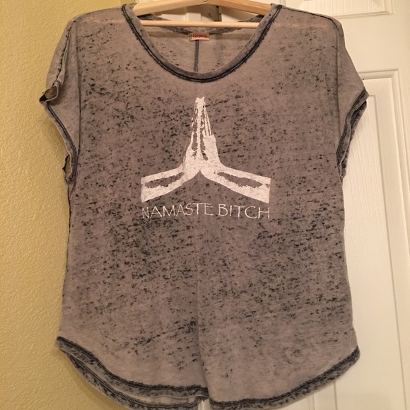 Grey GYPSY Namaste Bitch T-shirt Sz Lg - Picture 6 of 6